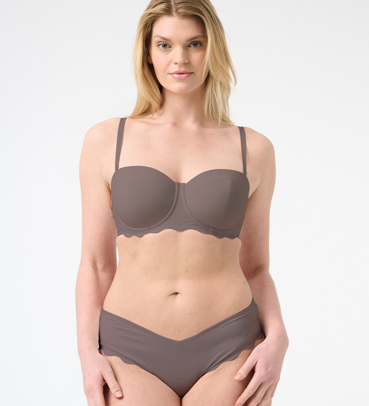 Goddess Balconette Bikini Top Smooth – Siren Sage